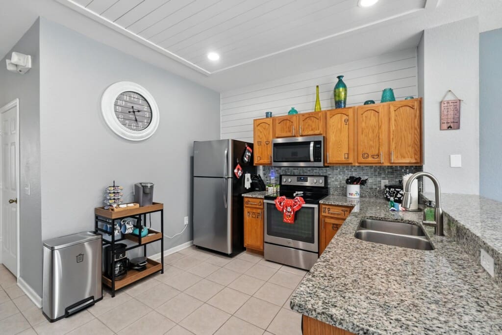 2546 Renshaw St 08